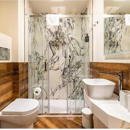 Guest house La Carica Dei 101 3*